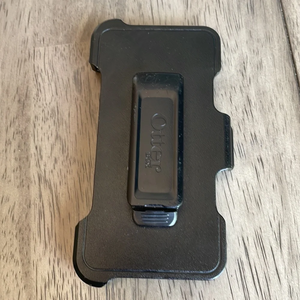 Otterbox Defender Series Black Clip